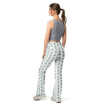 Sea Turtle | Eco-Friendly | Flare leggings | TeeandTurtle | Sustainable