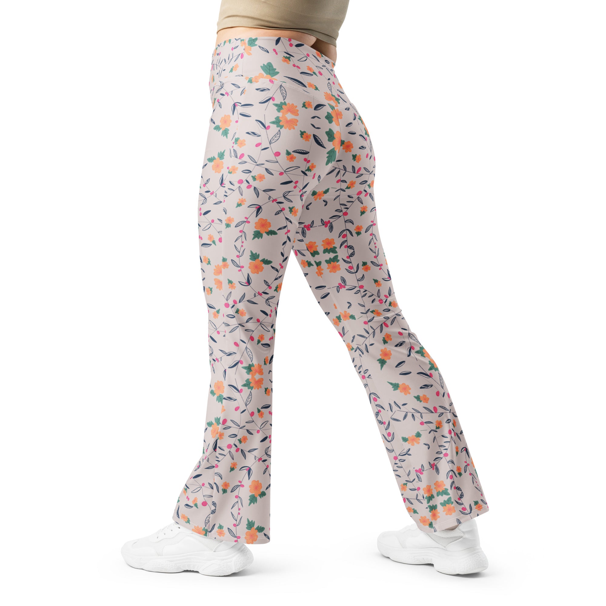 Floral Vines | Eco-Friendly | Flare Leggings | TeeandTurtle | Sustainable