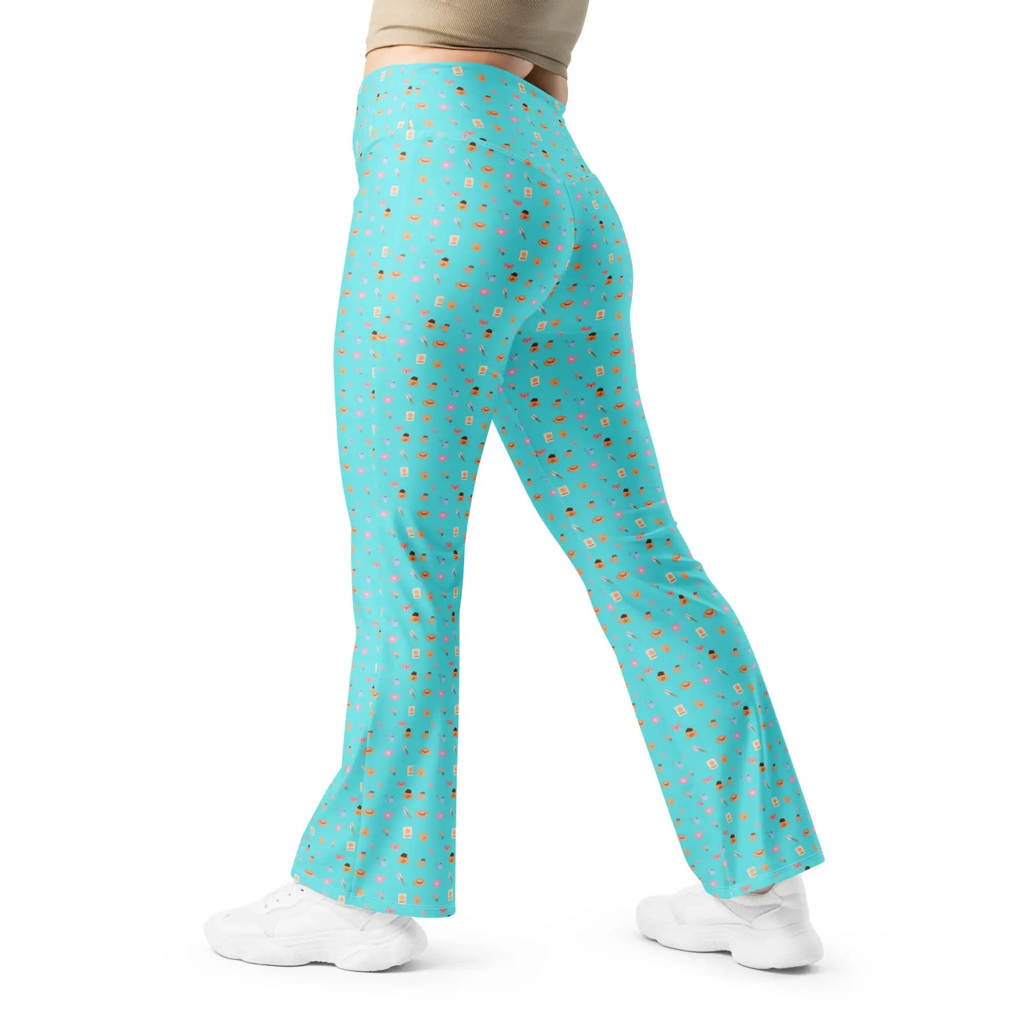 Blue Garden Tools | Eco-Friendly | Flare Leggings | TeeandTurtle | Sustainable