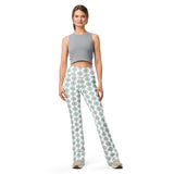 Sea Turtle | Eco-Friendly | Flare leggings | TeeandTurtle | Sustainable