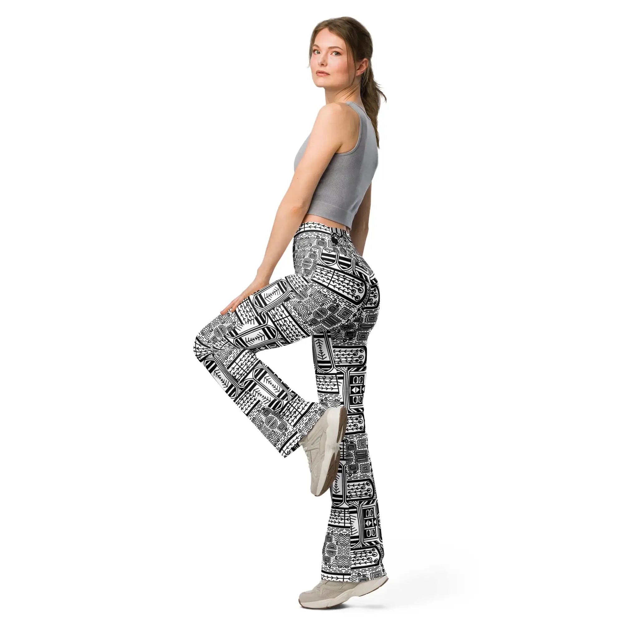 Black Aztek | Eco-Friendly | Flare Leggings | TeeandTurtle | Sustainable